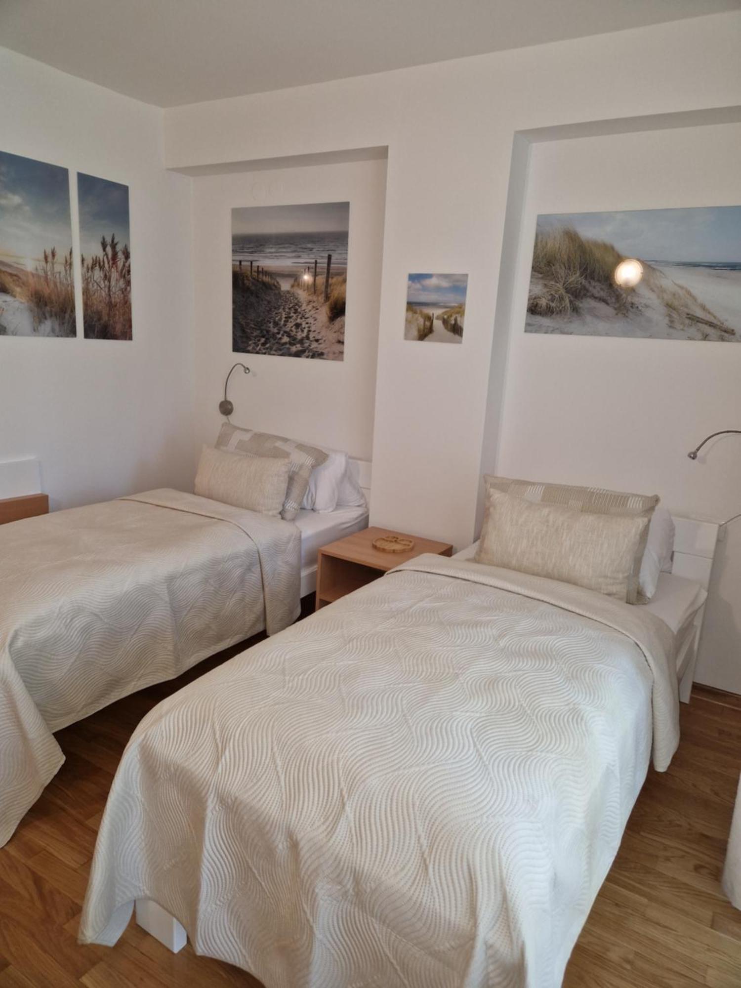 Room 211 - Aparthotel Jadranka 波尔托罗 外观 照片